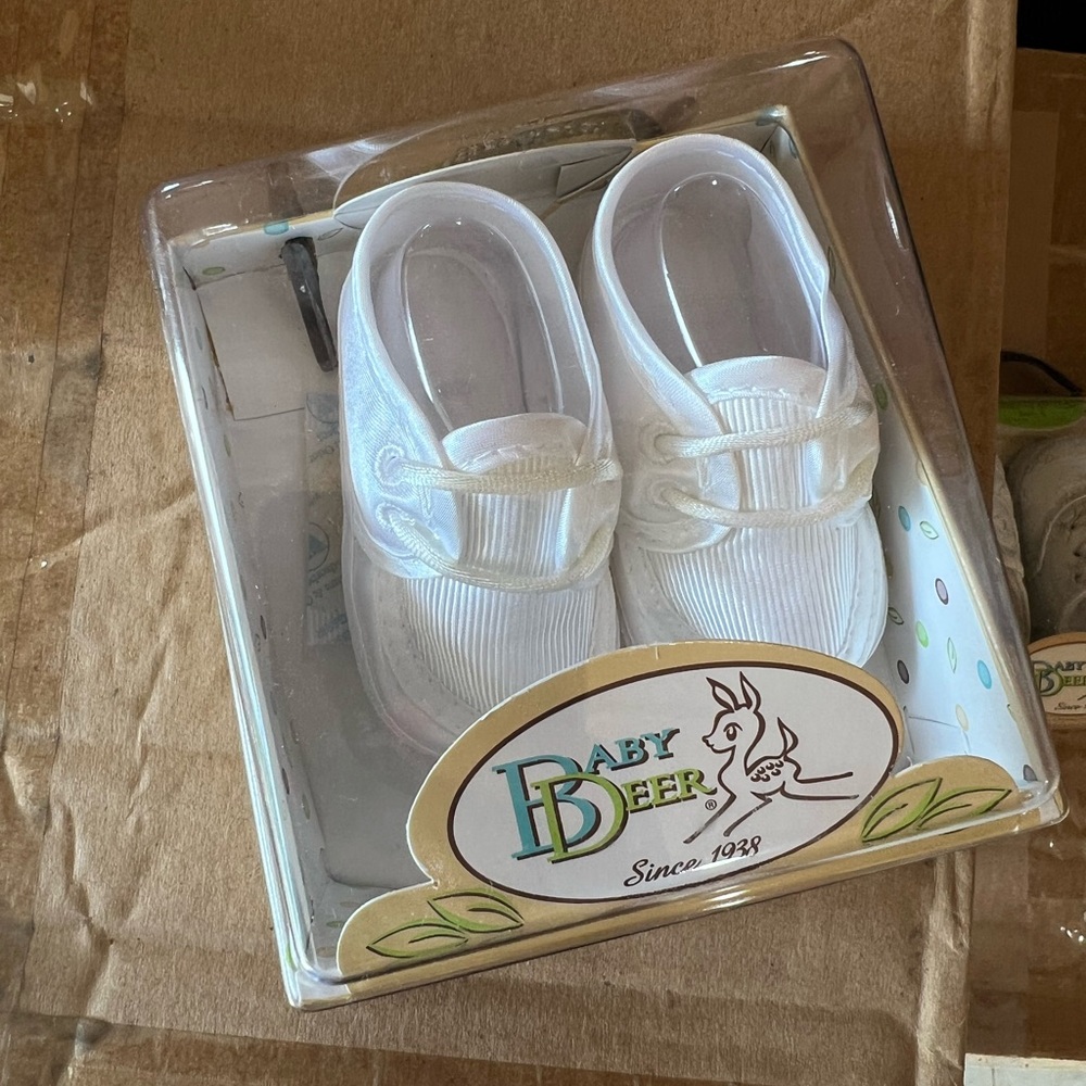 Baby Deer White Baby Walker Shoes - Soft Lace-Top Sneakers